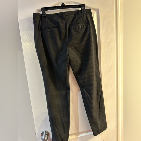 Grey pinstripe suit pants size 10 - Picture 7 of 7